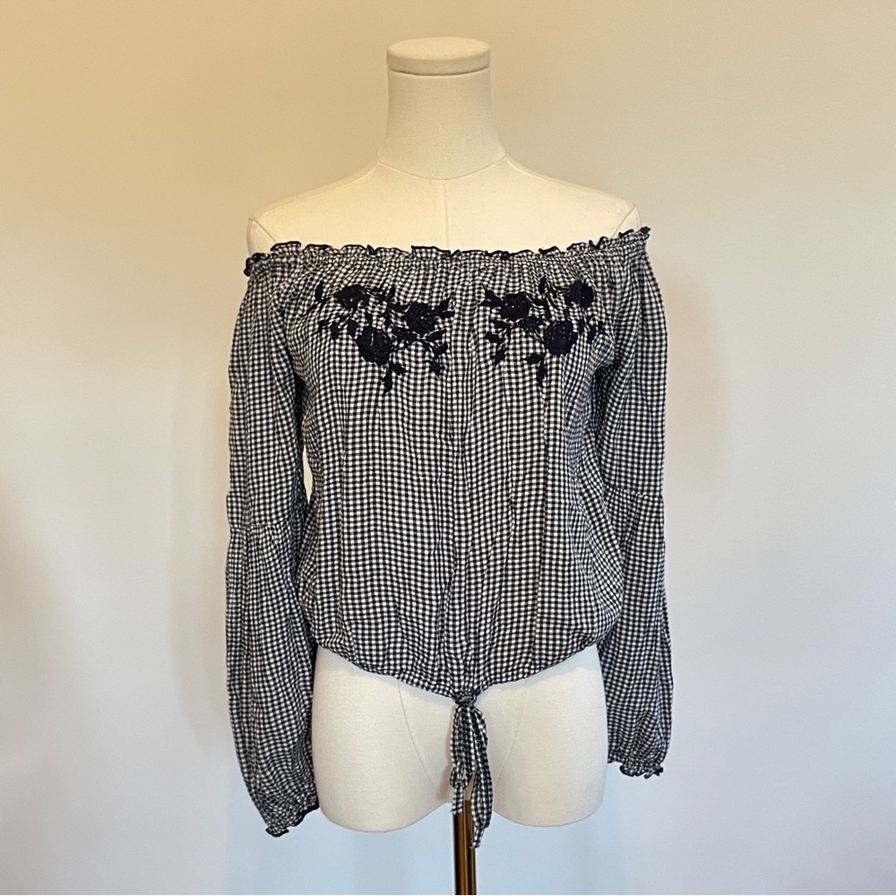 Hollister Off Shoulder Gingham Embroidered Top Womens XS Cottage Peasant Western